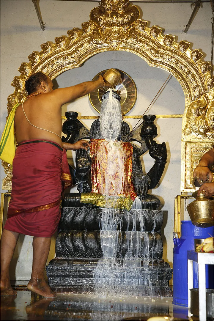 At the temple at Lancor Harmonia